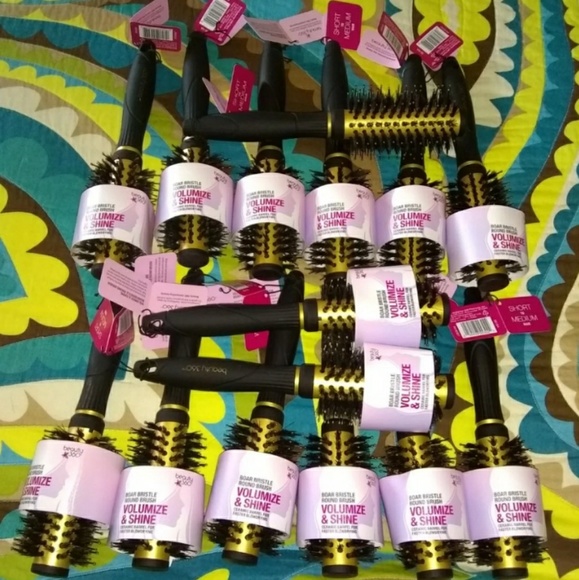 HAIR BRUSH LOT OF 27 - Picture 1 of 2